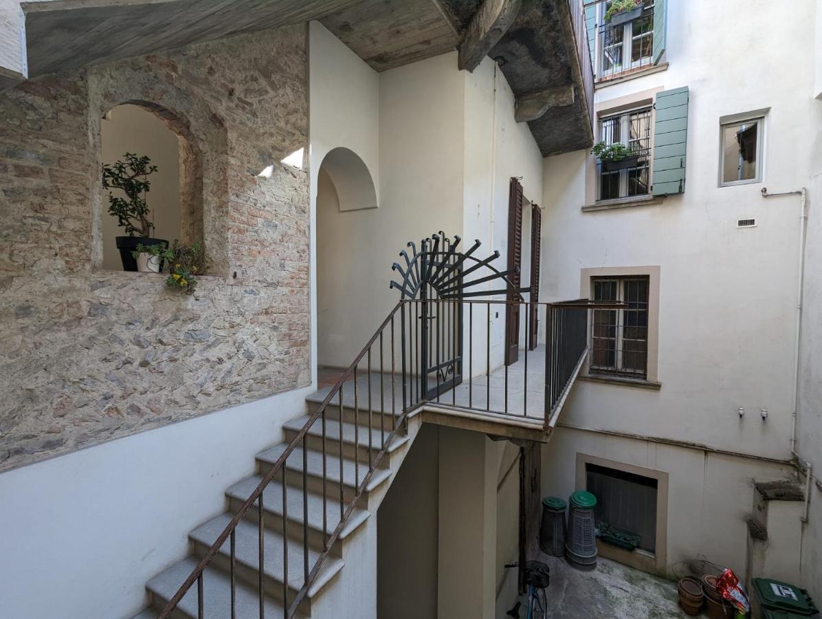 Papavero Piazza Delfino Bergamo Ngoại thất bức ảnh